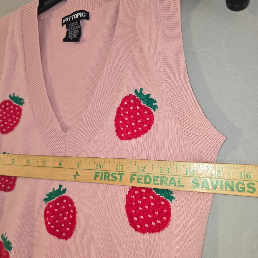 Hot Topic Sweater Vest Small Womens Pink Strawberry V-Neck Knit Cottagecore - Picture 3 of 6